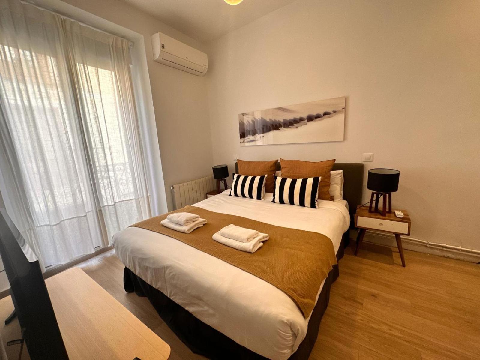 Amazing 3Bd 3Bth With 9 Balconies By Madrid4You Apartments Exterior foto
