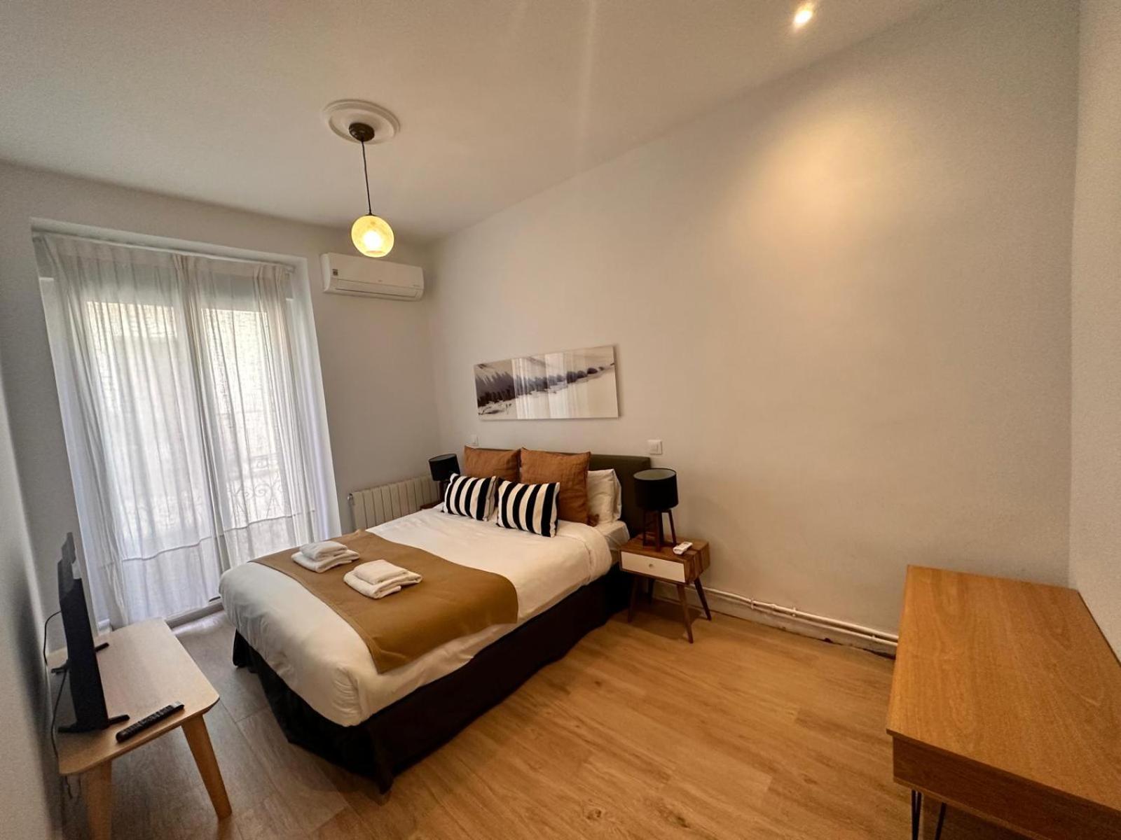 Amazing 3Bd 3Bth With 9 Balconies By Madrid4You Apartments Exterior foto
